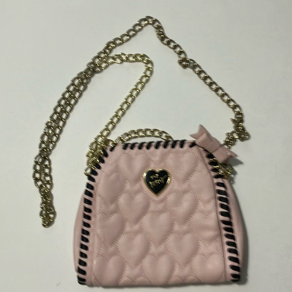 Betsey Johnson Handbags - Betsy Johnson, pink quilted heart purse